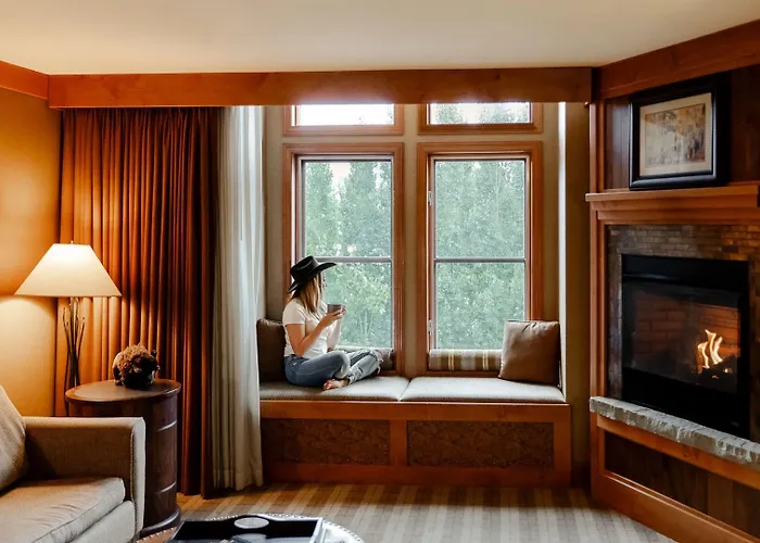 Wyoming Of Hole Hotel